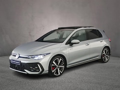 Volkswagen Golf - GTE 1.5 TSI eHybrid 272pk DSG Automaat Trekhaak, 360 camera, Lederen bekleding, Panoramada