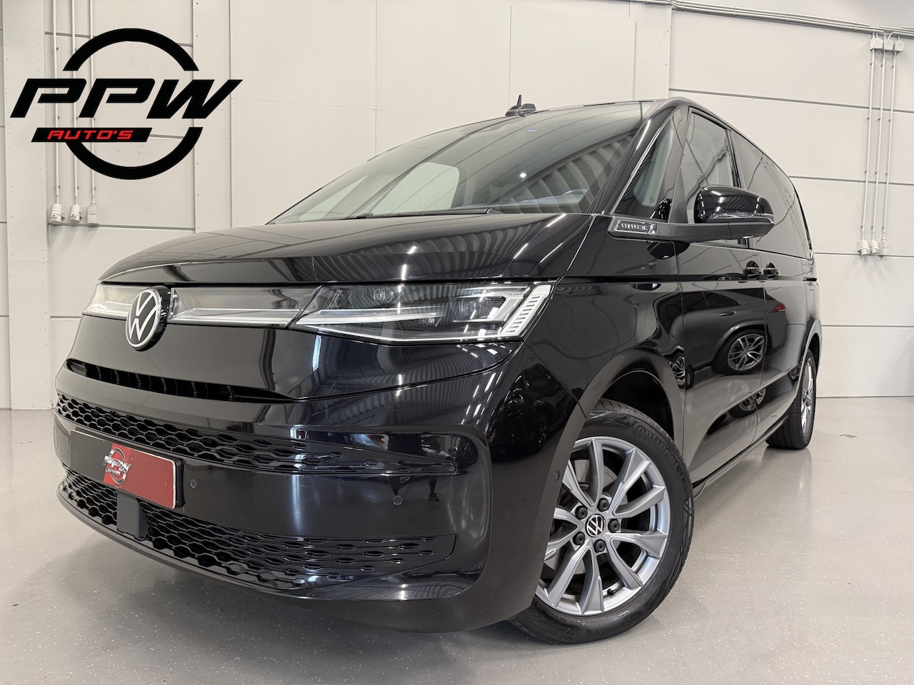 Volkswagen Multivan - 1.4 eHybrid Energetic 6p. PANO/LEER-ALCANTARA/MASSAGE+MEMORY/TREKHAAK/18"/IQ-LIGHT/CAMERA/ - AutoWereld.nl