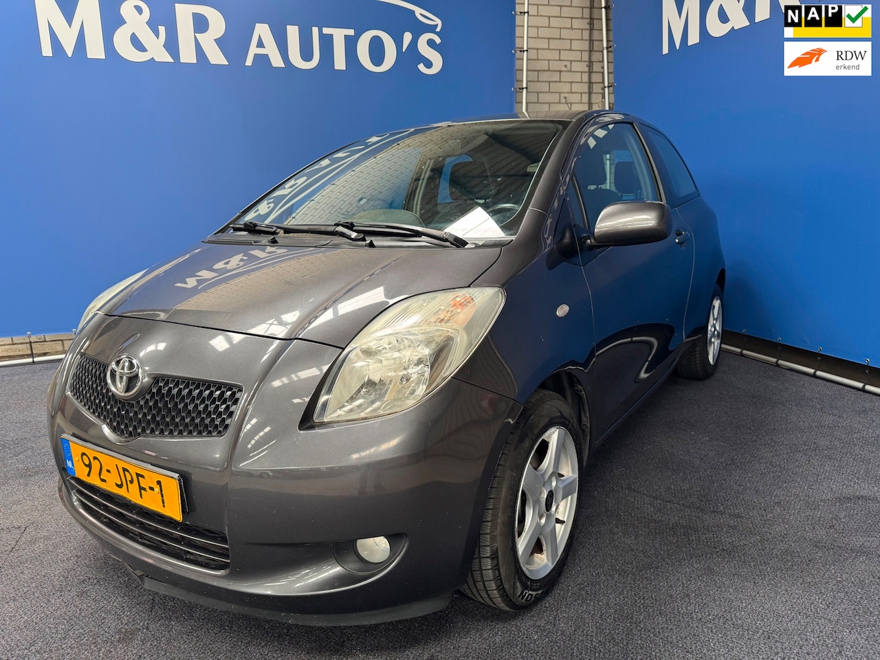 Toyota Yaris - 1.3 VVT-i Sol 1.3 VVTi Sol - AutoWereld.nl