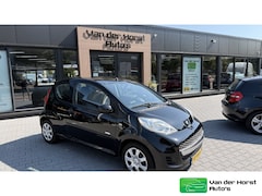 Peugeot 107 - 1.0-12V Millesim 200 airco
