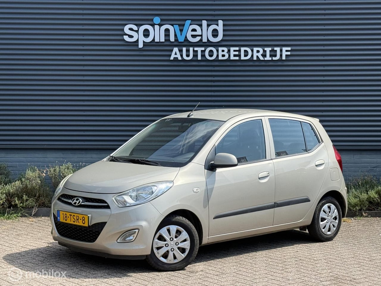 Hyundai i10 - 1.2 i-Motion - Airco - Elektrische ramen - - AutoWereld.nl