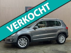 Volkswagen Tiguan - 2.0 TSI Sport&Style 4Motion 2012 DSG XEON LEDER