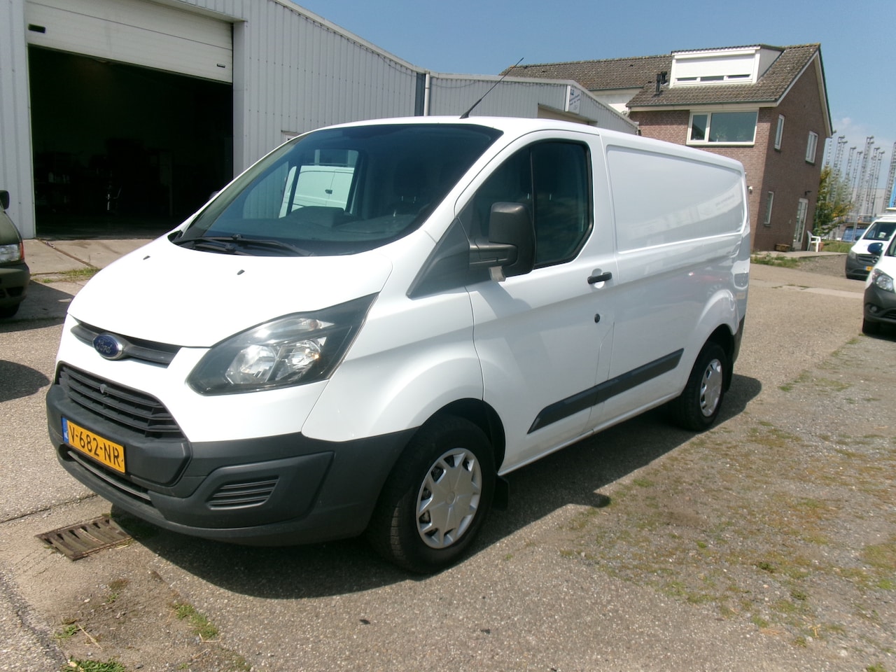 Ford Transit Custom - 270 2.0 TDCI L1H1 Economy Edition 270 2.0 TDCI L1H1 Economy Edition - AutoWereld.nl