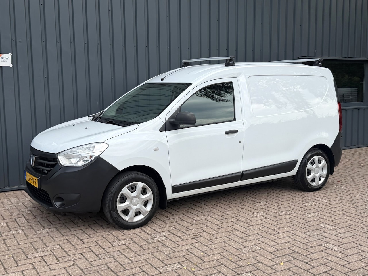 Dacia Dokker - 1.6 MPI 100 Basic BENZINE!/MARGE!/ONDERHOUDEN!/ - AutoWereld.nl
