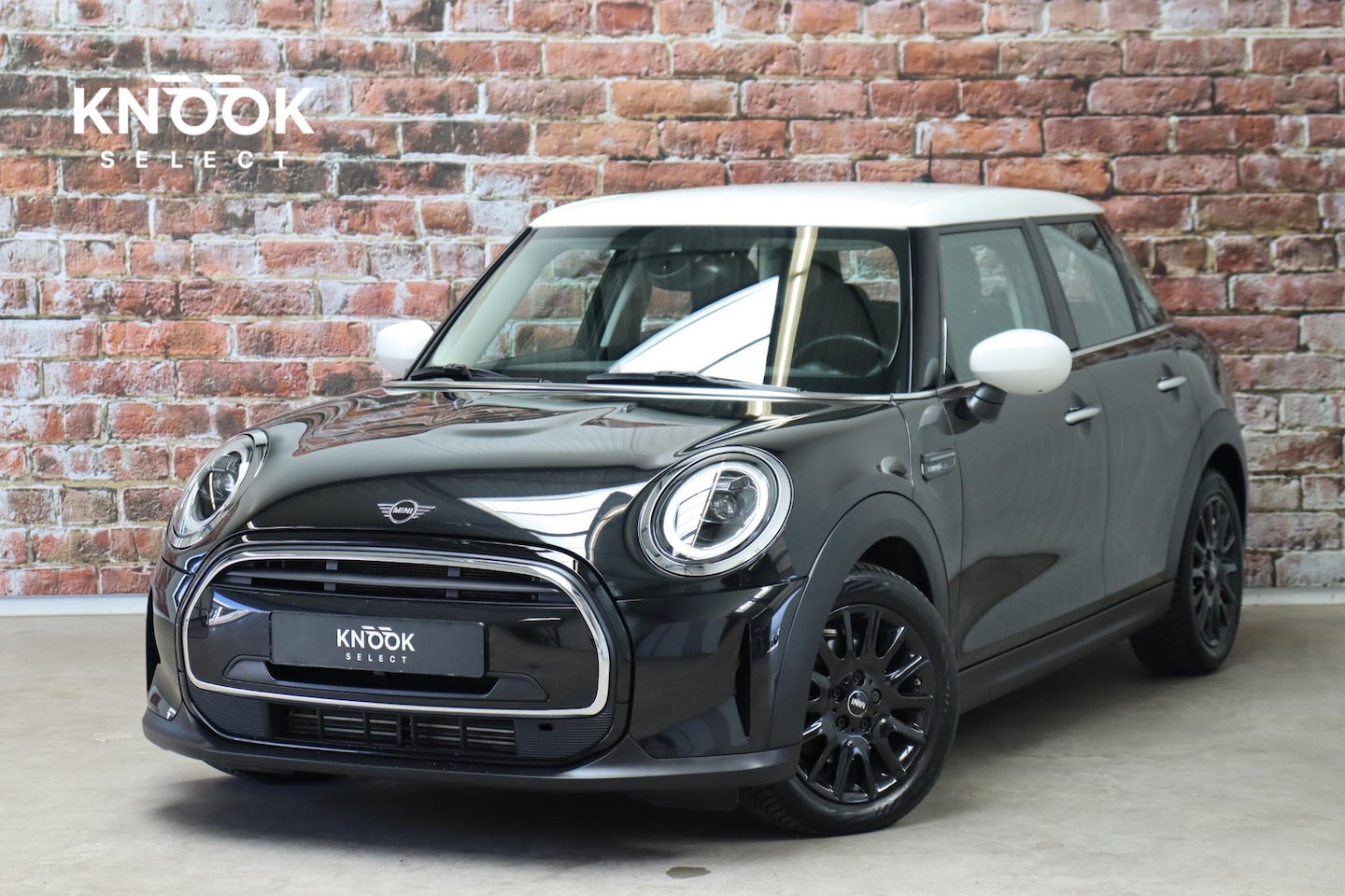 MINI Cooper - Hatchback Camden Edition Automaat 5 deurs - AutoWereld.nl