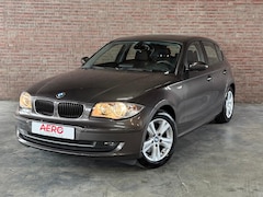 BMW 1-serie - 118i Business Line Clima / PDC / Navi / Dealer Onderhouden