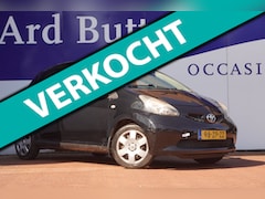 Toyota Aygo - 1.0-12V + Apple Carplay + Nieuwe APK + Volledig Onderhouden + Vredestein banden + GEEN AIR