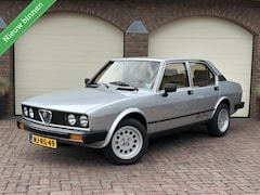 Alfa Romeo Alfetta - 2.0 Quadrifoglio Oro Compleet gerestaureerd