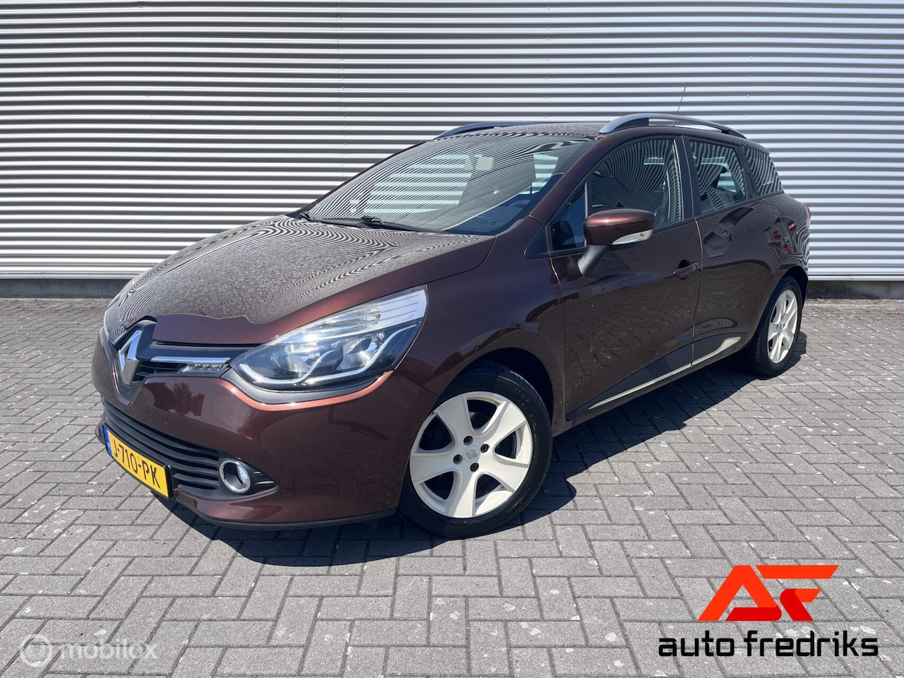 Renault Clio Estate - 0.9 TCe Authentique | Airco | Navi | - AutoWereld.nl