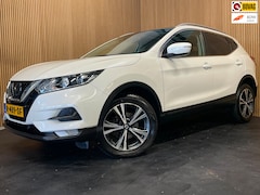 Nissan Qashqai - 1.3 DIG-T N-Connecta|159 PK|PANO|AFNEEMBARE TREKHAAK|APPLE CARPLAY|CAMERA|CRUISE+CLIMATE C