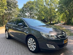 Opel Astra Sports Tourer - 1.4 Turbo Cosmo 2012 NIEUWE APK