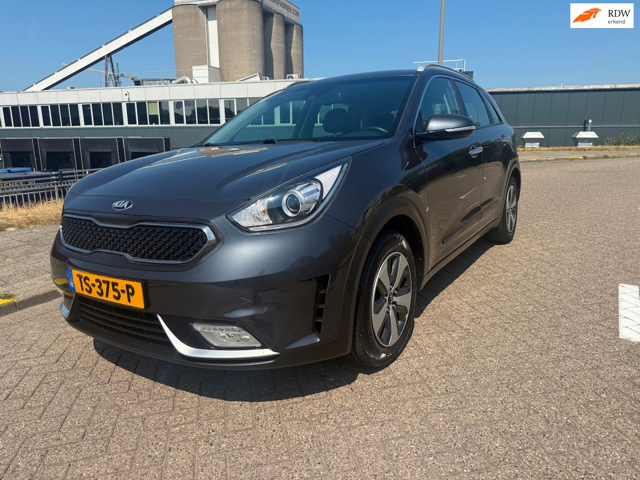 Kia Niro - 1.6 GDi Hybrid DynamicLine 1.6 GDi Hybrid DynamicLine - AutoWereld.nl