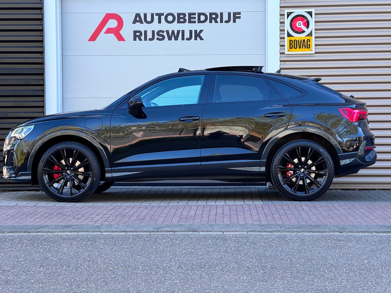 Audi Q3 Sportback - 45 TFSI e S Edition Pano/Matrix/Blindspot - AutoWereld.nl