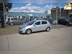Opel Astra - 1.6 Enjoy