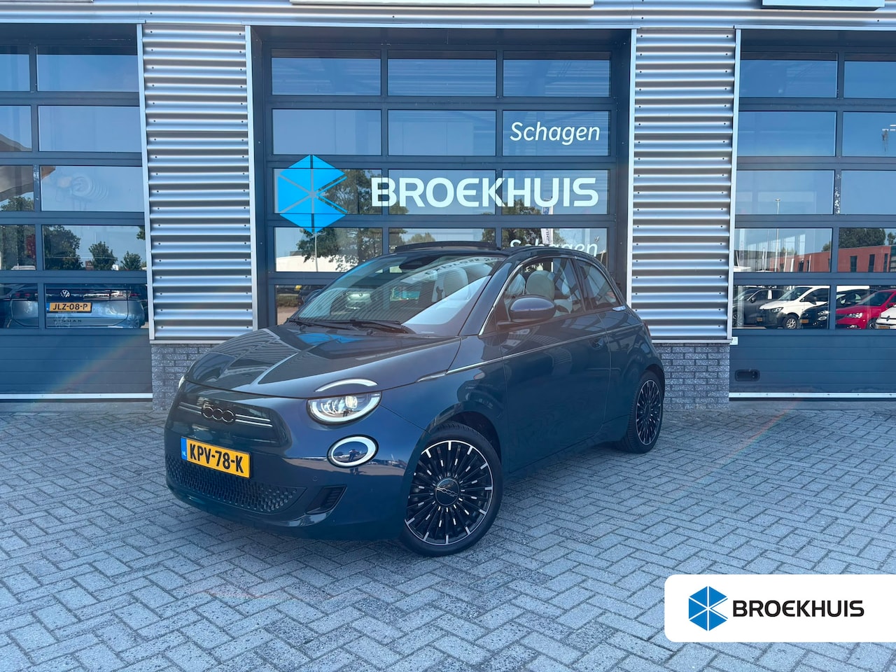 Fiat 500 C - 42 kWh La Prima By Bocelli | SoH 92,55% | Achteruitrijcamera | Cruise control | Apple Carp - AutoWereld.nl