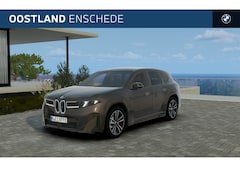 BMW iX3 - 40 eDrive M Sport / Trekhaak / Panoramadak / M Sportstoelen / 3D Head-Up / Harman Kardon /