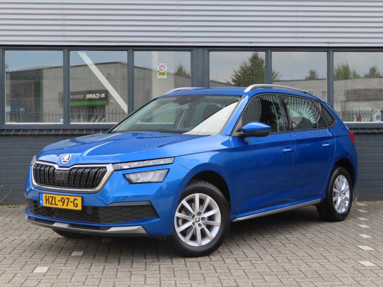 Skoda Kamiq - 1.0 TSI Style DSG | elektrische achterklep | elektrisch verstelbare stoel | navi - AutoWereld.nl