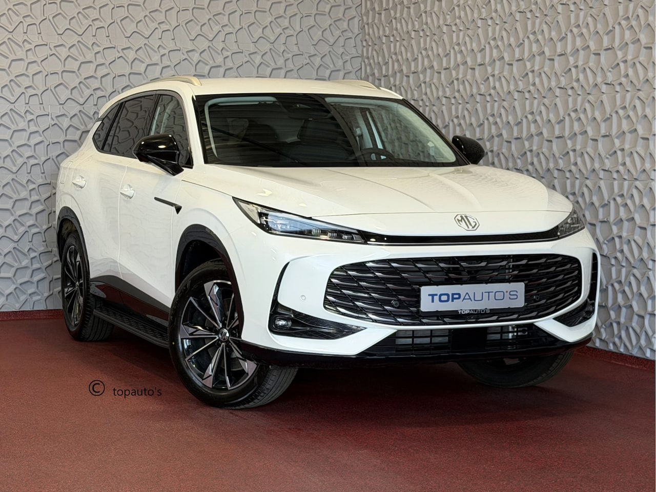 MG MG HS PHEV - 1.5 TGDI LUXURY PHEV PLUG-IN HYBRIDE | LEER | 272PK NIEUWE AUTO | >1.000 KM TOTAAL BEREIK - AutoWereld.nl