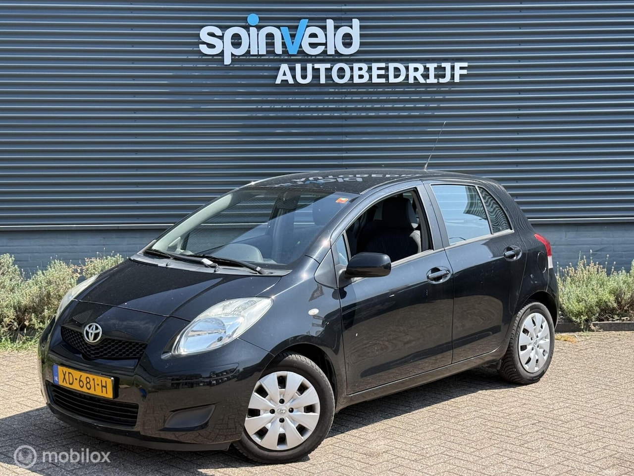 Toyota Yaris - 1.3 VVTi Dynamic Limited - Airco - Trekhaak - Nap - - AutoWereld.nl