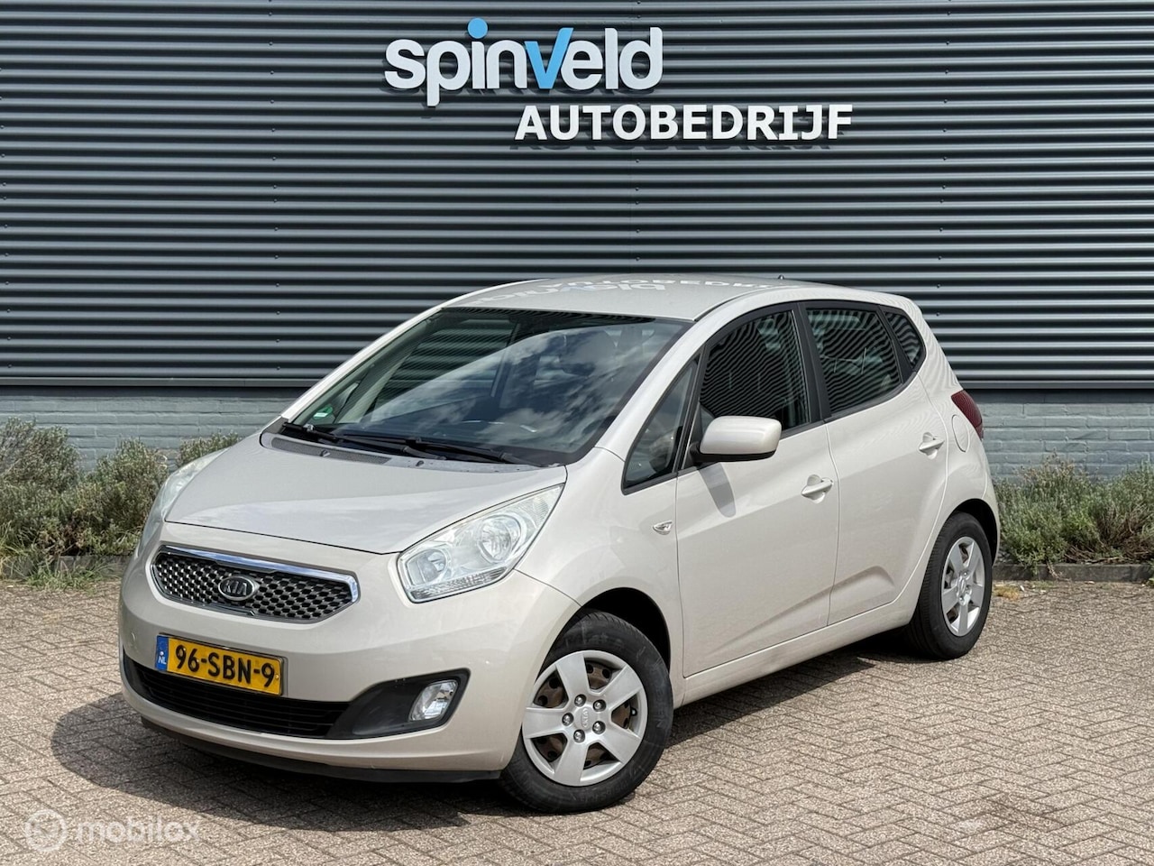 Kia Venga - 1.4 CVVT Brooklyn - Navi - Cruise - Camera - Trekhaak - - AutoWereld.nl