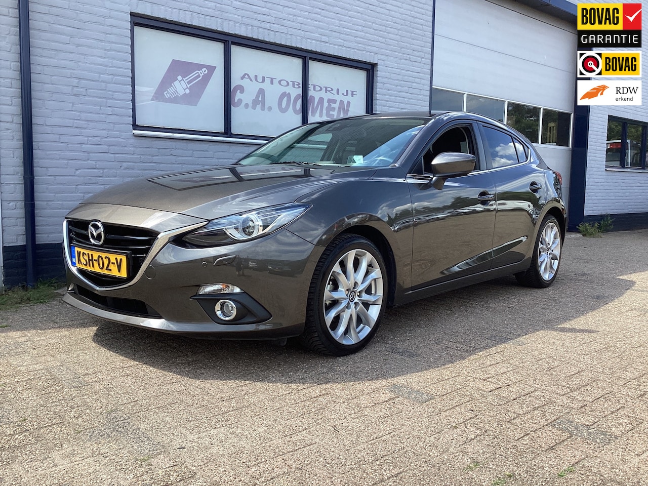 Mazda 3 - 2.0 TS+ 5 drs 18 incl lm crc ecc head up display prijs incl rijklaarmaken en garantie - AutoWereld.nl