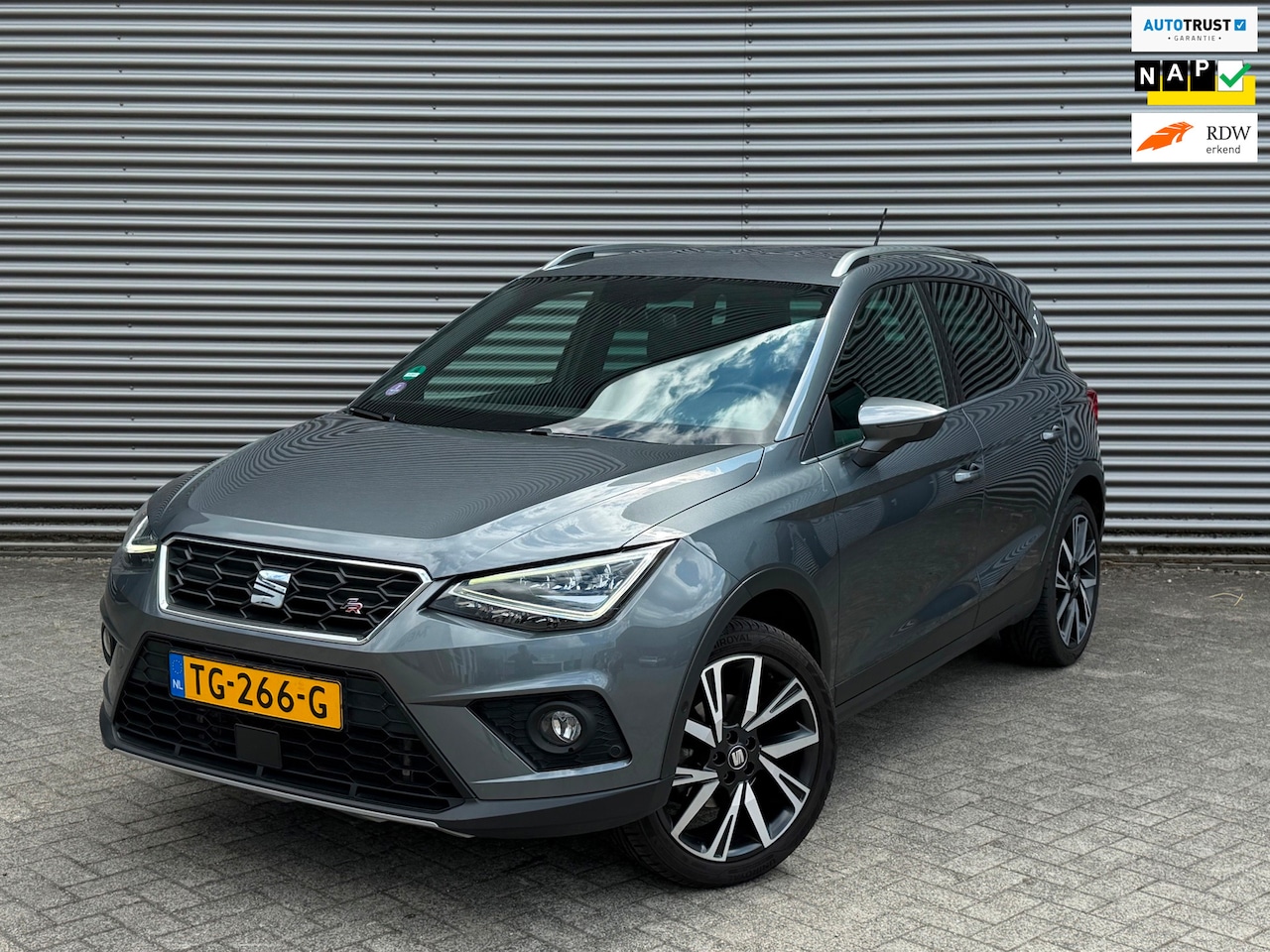 SEAT Arona - 1.5 TSI FR Business l CAM l Keyless l Leder l 150 PK l NAP - AutoWereld.nl