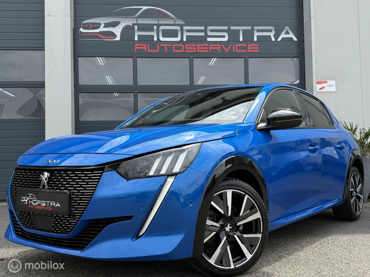 Peugeot 208 - 1.2 PureTech GT Camera CarPlay Sfeerverl Distr-riem-vv - AutoWereld.nl