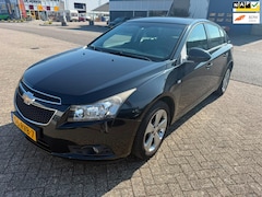 Chevrolet Cruze - € 1850, - 1.8 LTZ Aircondition Apk 07/2027 5 Drs