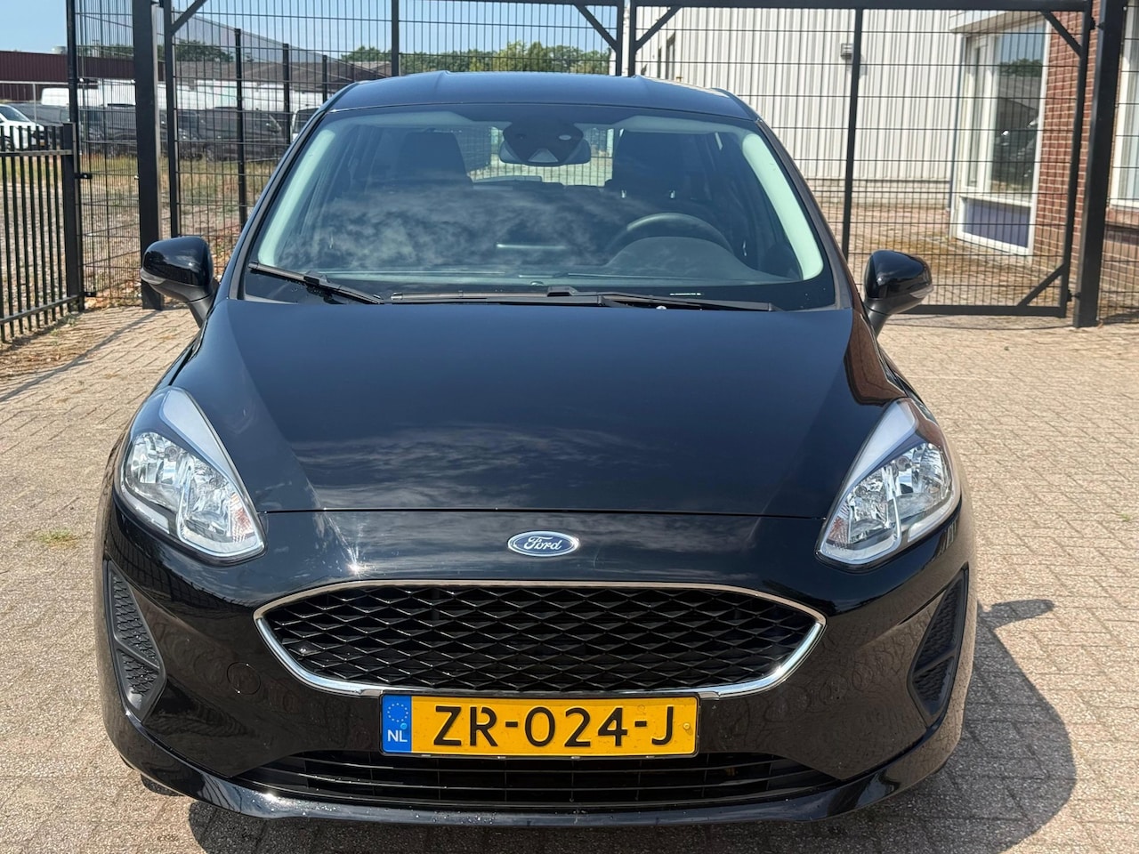 Ford Fiesta - 1.1 Trend PDC Dealer onderhouden nette auto! - AutoWereld.nl