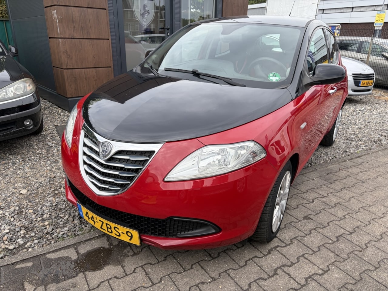 Lancia Y(psilon) - Ypsilon 0.9 TwinAir Bl.&Red - AutoWereld.nl