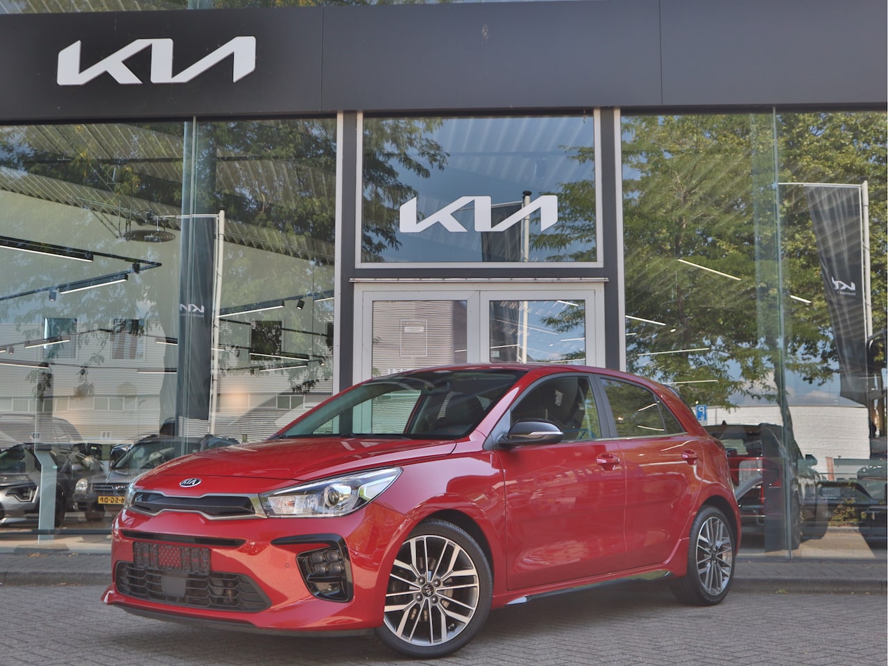 Kia Rio - 1.0 T-GDi MHEV GT-Line 120pk Navigatie | Camera | LED | Stoelverwarming | 17 inch LMV | to - AutoWereld.nl