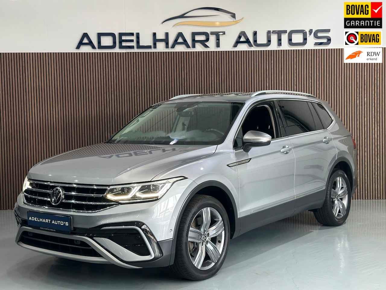 Volkswagen Tiguan Allspace - 2.0 TSI Life Business 7pers Automaat / Navigatie full map / Alcantara / Adaptive cruise / - AutoWereld.nl