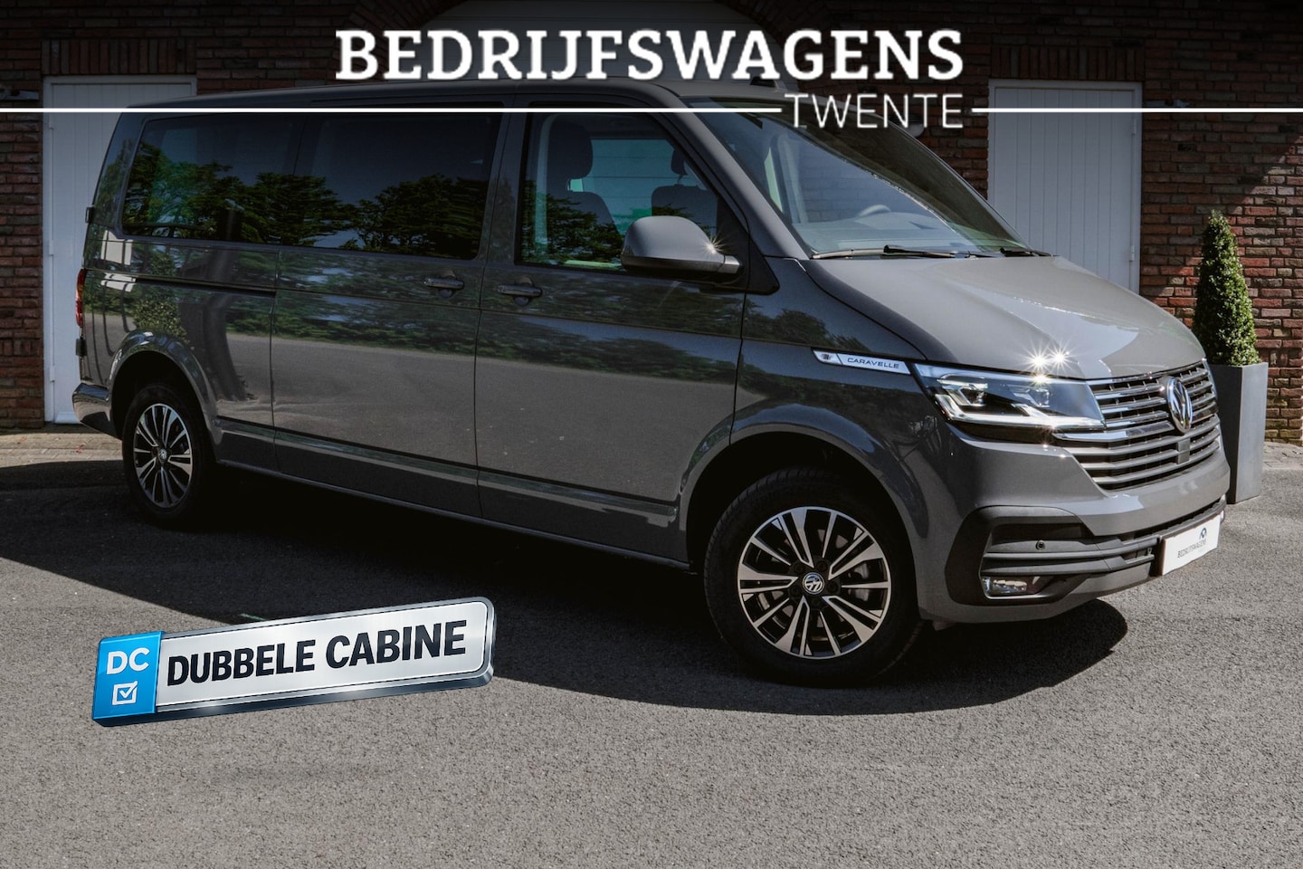 Volkswagen Transporter Caravelle - 2.0 TDI L2H1 150 PK DUB/CAB Caravelle T6.1 150 PK DSG DUB/CAB - AutoWereld.nl