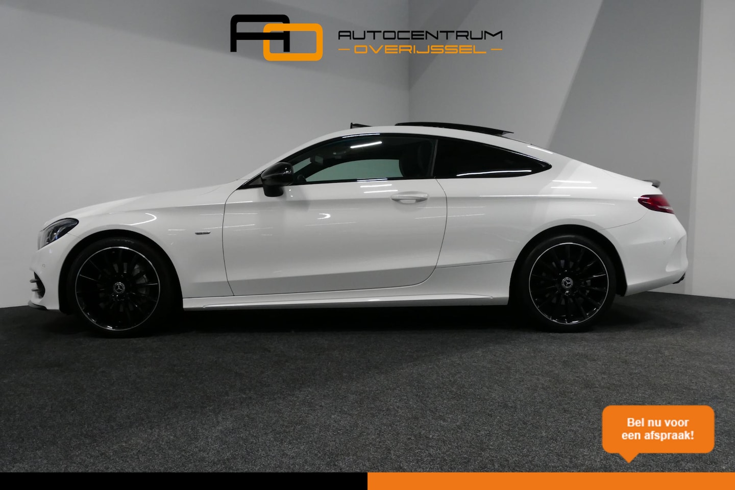 Mercedes-Benz C-klasse Coupé - 200 AMG Line Night Edition / Panoramadak / Apple Carplay - Android Auto / Stoelverwarming - AutoWereld.nl