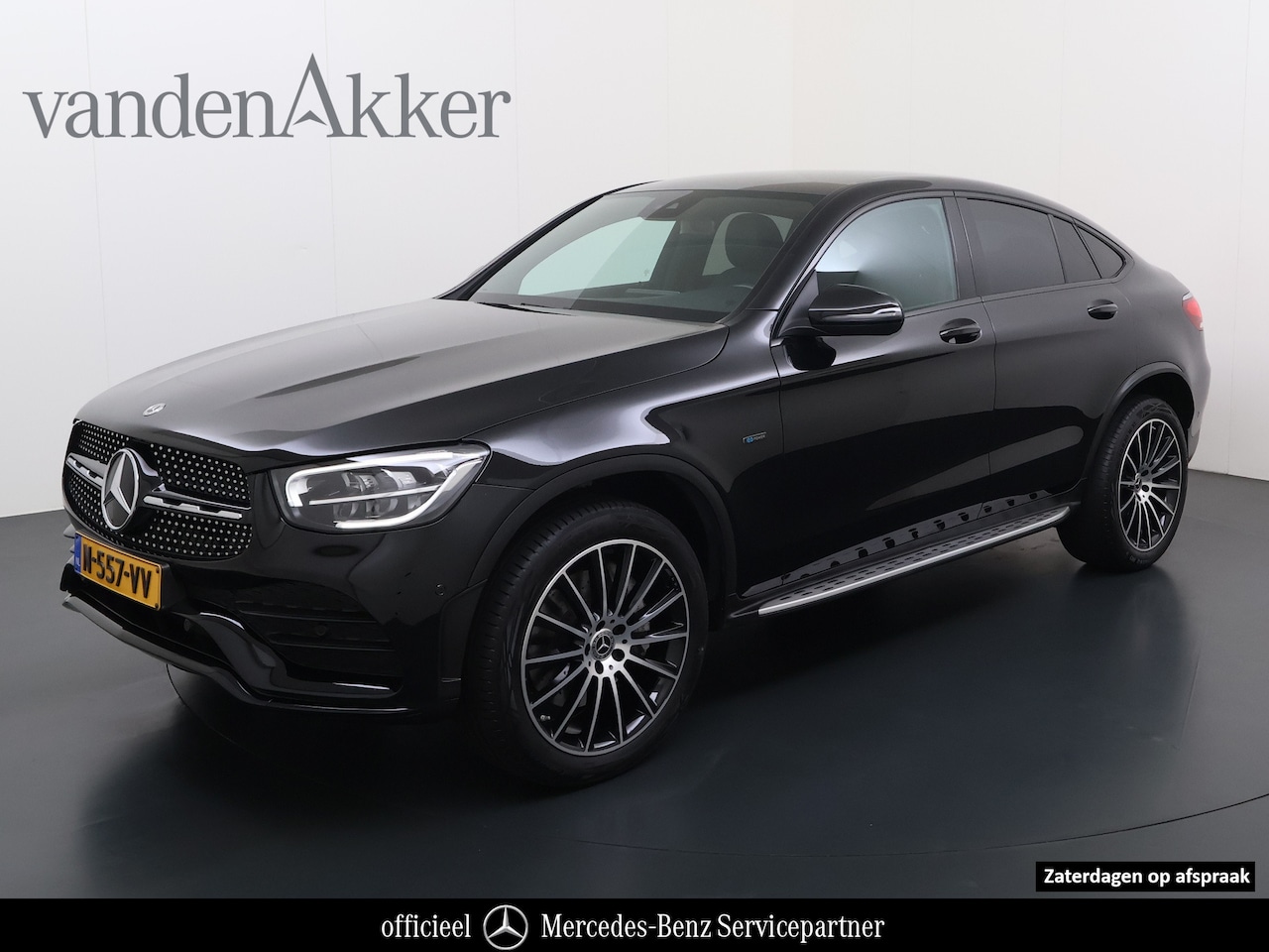 Mercedes-Benz GLC-klasse Coupé - 300e 4Matic AMG // Trekhaak // Burmester // Digitaal Dashbord // Carplay // Nightpakket // - AutoWereld.nl