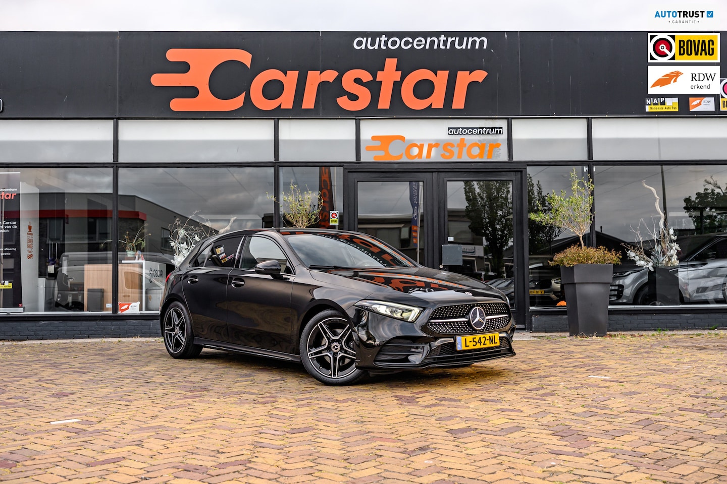 Mercedes-Benz A-klasse - 200 Launch Edition Premium Plus|PDC|STOELVERWARM.| - AutoWereld.nl