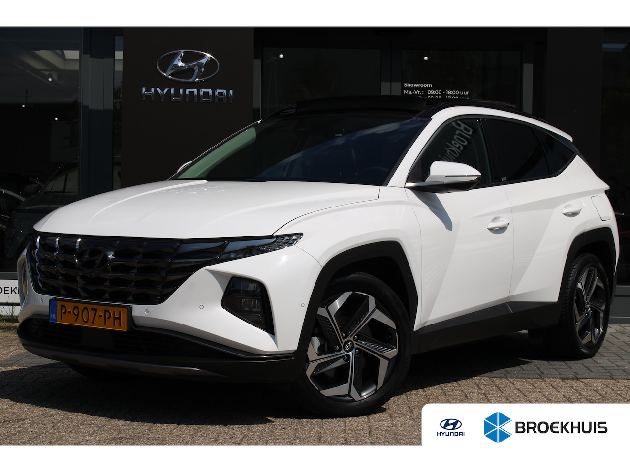 Hyundai Tucson - 1.6 T-GDI PHEV Premium Sky 4WD | Achteruitrijcamera 360 graden | Elektrisch glazen panoram - AutoWereld.nl