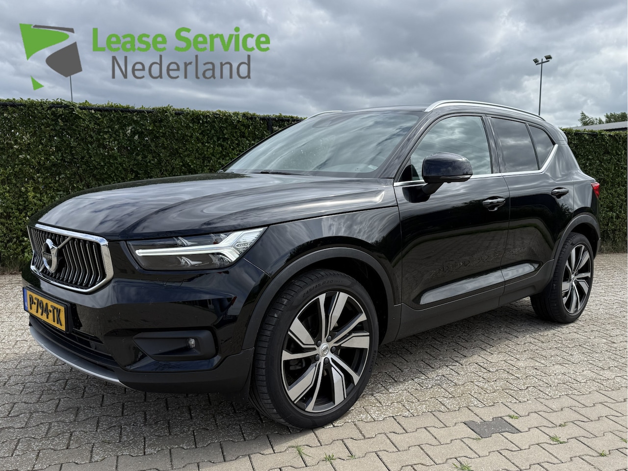 Volvo XC40 - 2.0 B4 Inscription 2.0 B4 Inscription - AutoWereld.nl