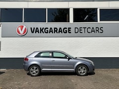Audi A3 - 2.0 FSI Attraction