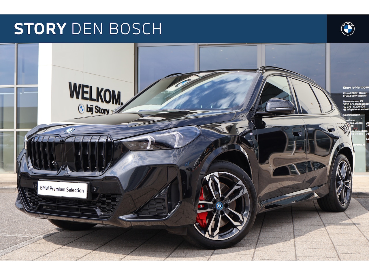 BMW X1 - xDrive25e M Sport Automaat / Sportstoelen / Comfort Access / Head-Up / Adaptieve LED / Sto - AutoWereld.nl