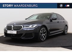 BMW 5-serie - 520d M Sport Automaat / Trekhaak / Schuif-Kanteldak / Comfortstoelen / Comfort Access / La