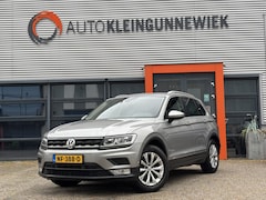 Volkswagen Tiguan - 1.4 TSI Connected Series / NL auto / Camera / Navi / Trekhaak / Allseason Banden /