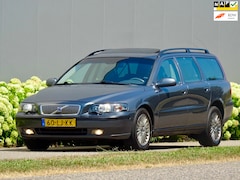 Volvo V70 - 2.5 T AWD AUT Titanium 2.5t | 7 Zitter | DAK | NL