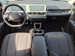 Hyundai IONIQ 5 - Connect 77.4 kWh / SOH 100% / Fabrieksgarantie tot 05-2028 / Dealer onderhouden / Trekgewi