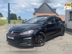 Volkswagen Golf - 2.0 TSI GTI Performance/ Pano/ Dynaudio/ Keyless/ Virtual CP/ Dynamic lights