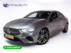 Mercedes-Benz CLA-Klasse - 180 Star Edition Luxury Line Night facelift | Panoramadak | Stoelverwarming | Camera | Sfe