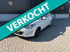 Hyundai i20 - 1.2i i-Motion / airco / trekhaak