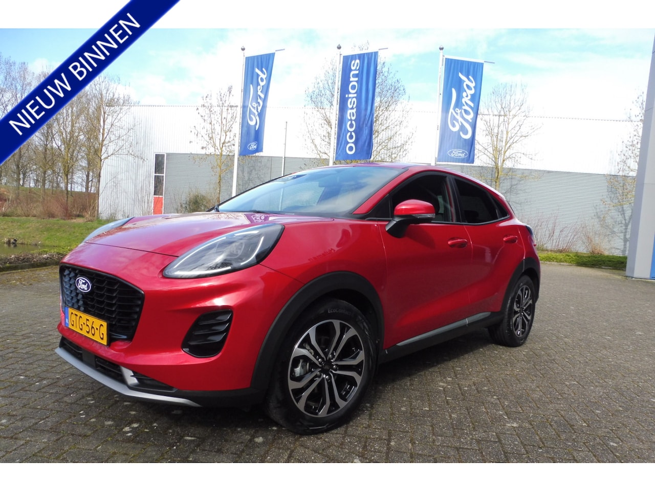 Ford Puma - 125pk Hybrid Titanium Navi Camera Trekhaak Elek.klep Winter-Pack BIJNA NIEUWE NED. AUTO - AutoWereld.nl