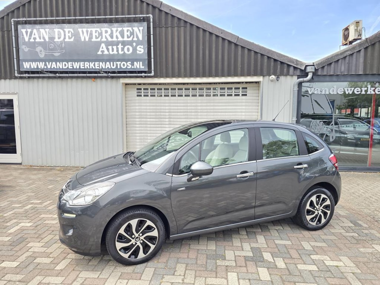 Citroën C3 - 1.2 VTi Exclusive Clima|Zenith Raam|Cruise|Pdc|Nap!!! - AutoWereld.nl