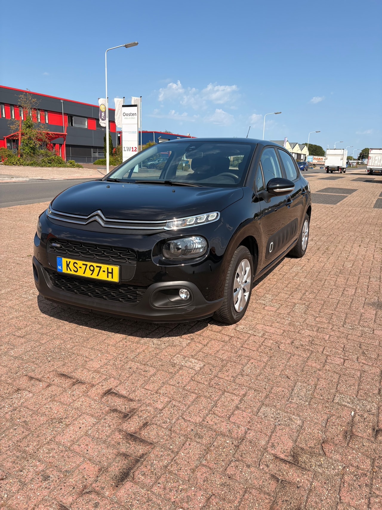 Citroën C3 - 1.2 PureTech Feel 105g | Airco | Cruise Control | Touchscreen | APK 08-2027 | 2016 | - AutoWereld.nl